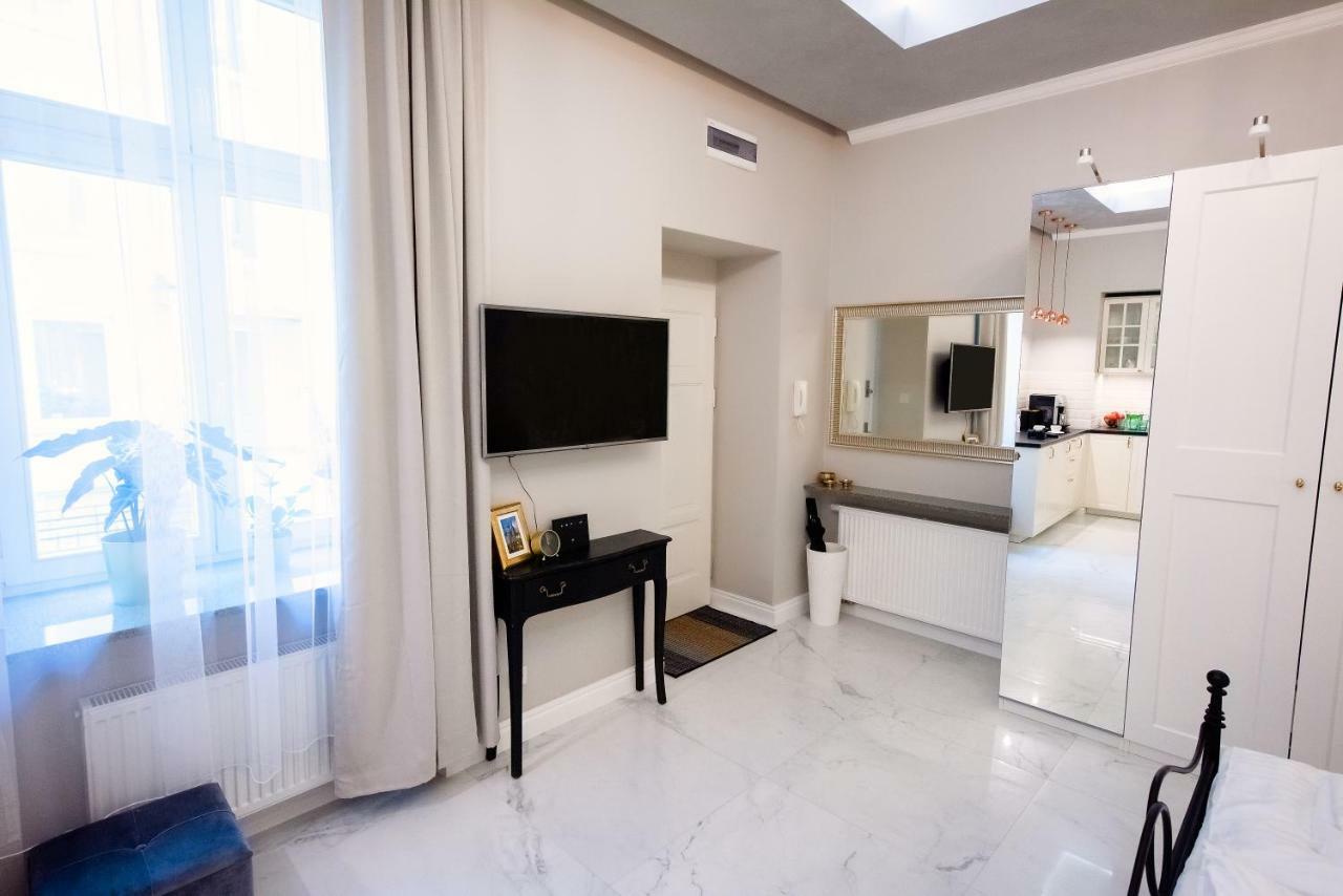 Wrona Apartamenty De Luxe Krakow Exterior photo